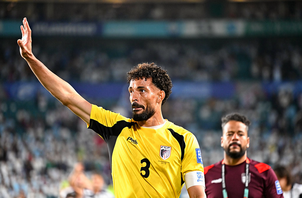 MKsports - 意外英雄：沃辛尼亚跻身世界杯传奇行列 - MK体育